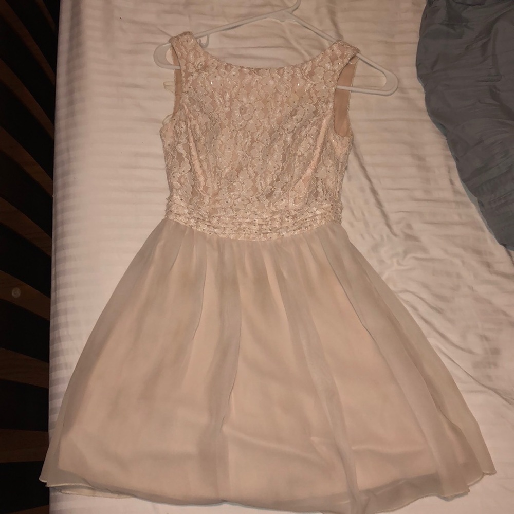 ADORABLE AND CLASSY
